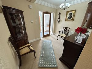 Photo 18- click for photo gallery